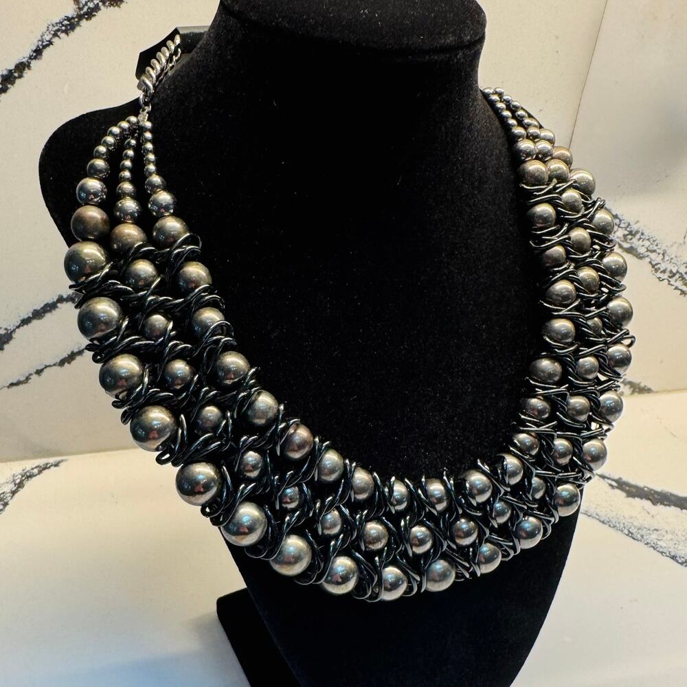 NWT Ashley Stewart Hematite Tone Beaded Statement Bib Necklace